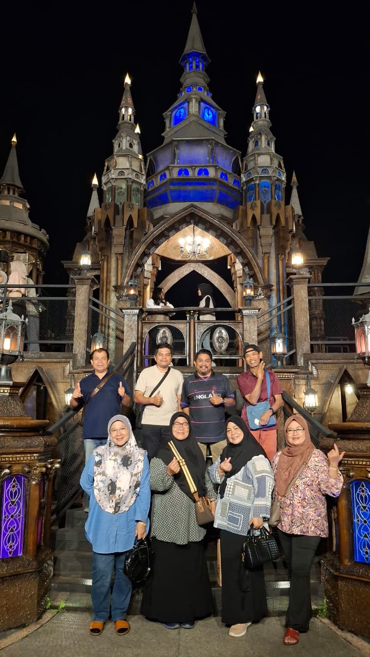 Package 5 Hari 4 Malam